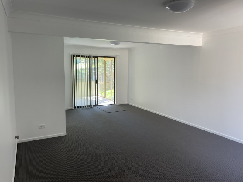 16/1 Hobbs Close, Bateau Bay NSW 2261