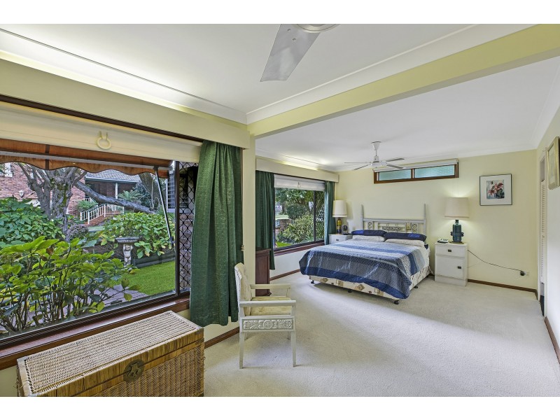 8 Riverview Drive, Wyong NSW 2259