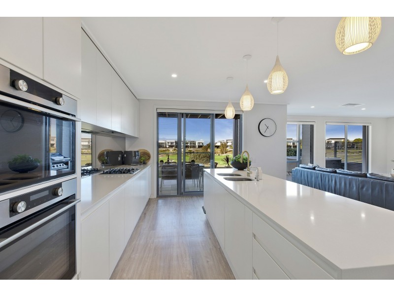 5 Sawgrass Crescent, Magenta NSW 2261