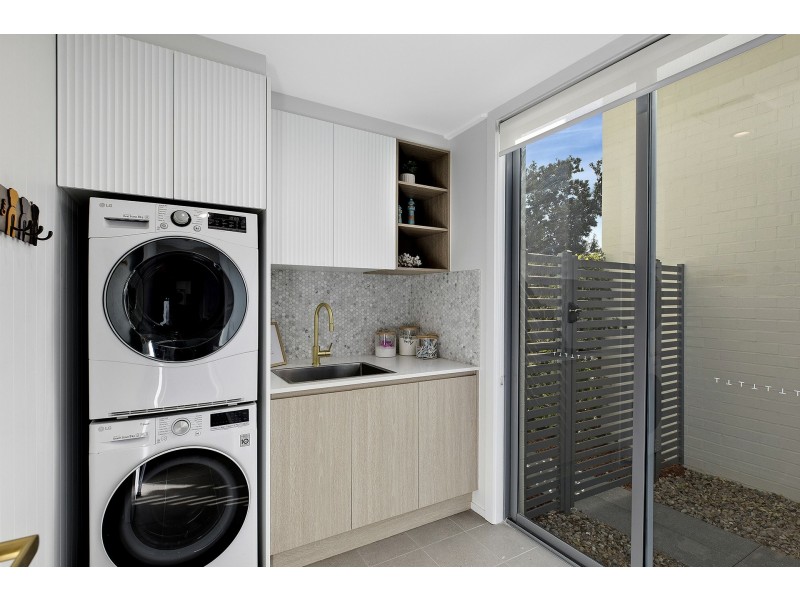 5 Sawgrass Crescent, Magenta NSW 2261