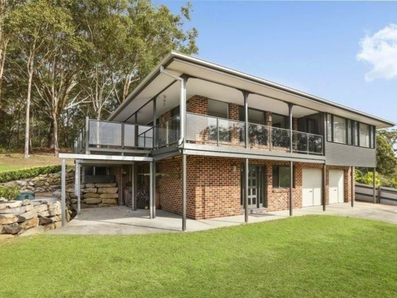 4 Hillview Crescent, Tuggerah NSW 2259