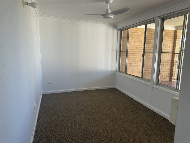 72 Brooke Avenue, Killarney Vale NSW 2261