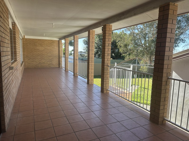 72 Brooke Avenue, Killarney Vale NSW 2261