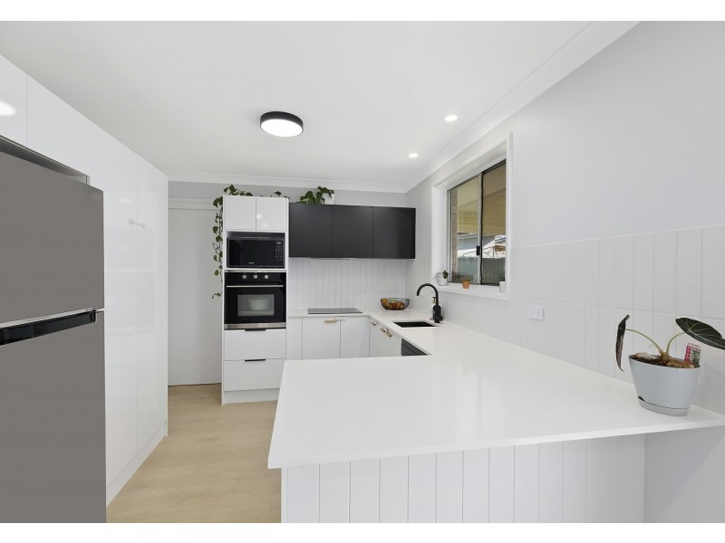 56 Seawind Terrace, Berkeley Vale NSW 2261