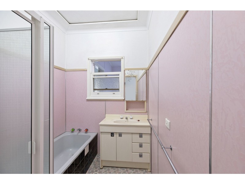 19 Tumbi Road, Tumbi Umbi NSW 2261