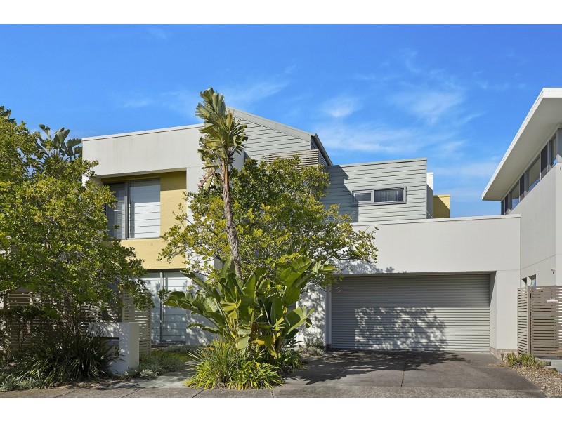 3 Sandbar Terrace, Magenta NSW 2261