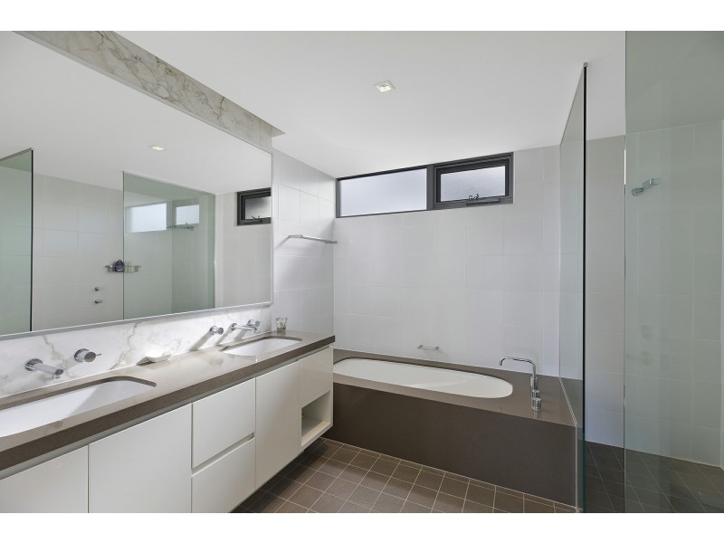 3 Sandbar Terrace, Magenta NSW 2261