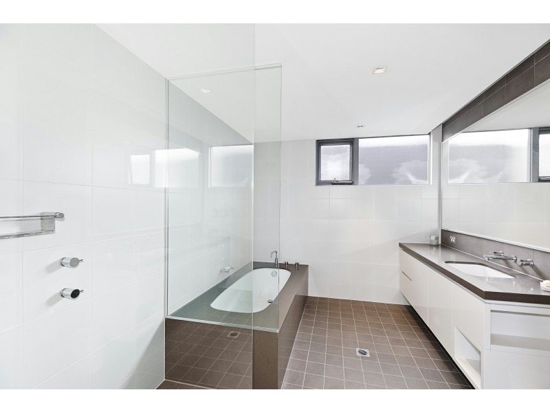 3 Sandbar Terrace, Magenta NSW 2261