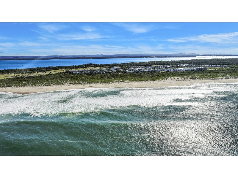 3 Sandbar Terrace, Magenta NSW 2261