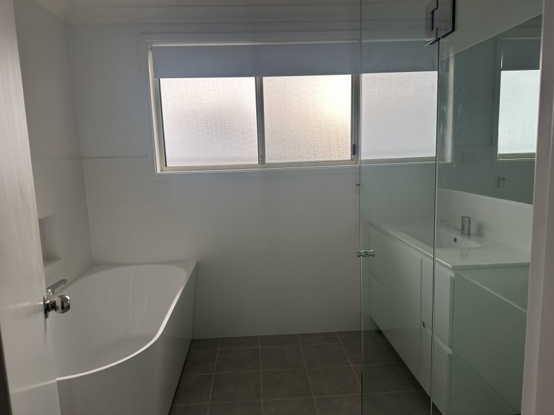 27 Sirius Avenue, Bateau Bay NSW 2261