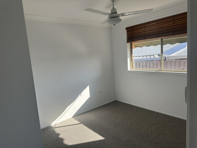 27 Sirius Avenue, Bateau Bay NSW 2261