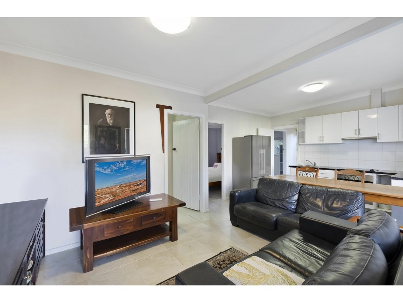 8 The Peninsula, Killarney Vale NSW 2261