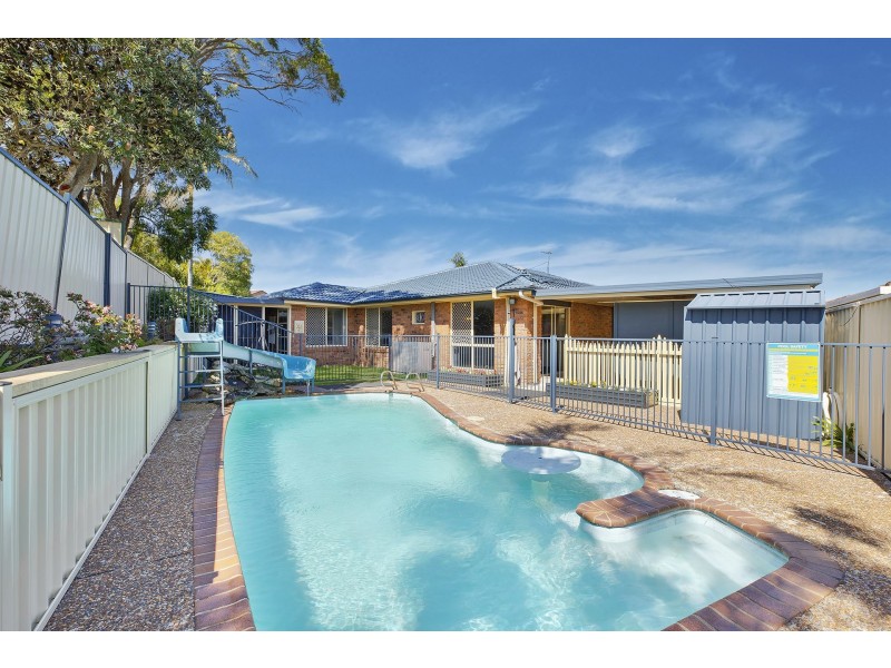 23 Pendant Parade, Killarney Vale NSW 2261