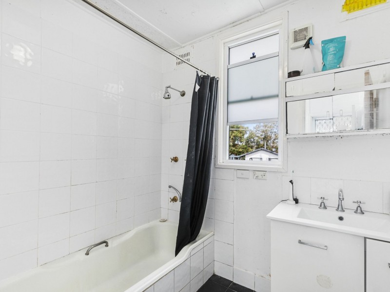 20 South Street, Killarney Vale NSW 2261