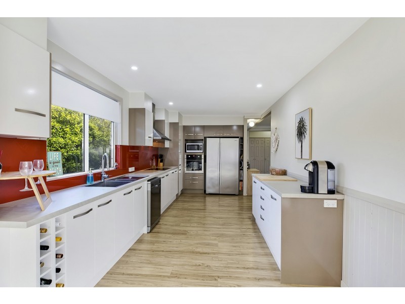 2 Ansell Close, Chittaway Point NSW 2261