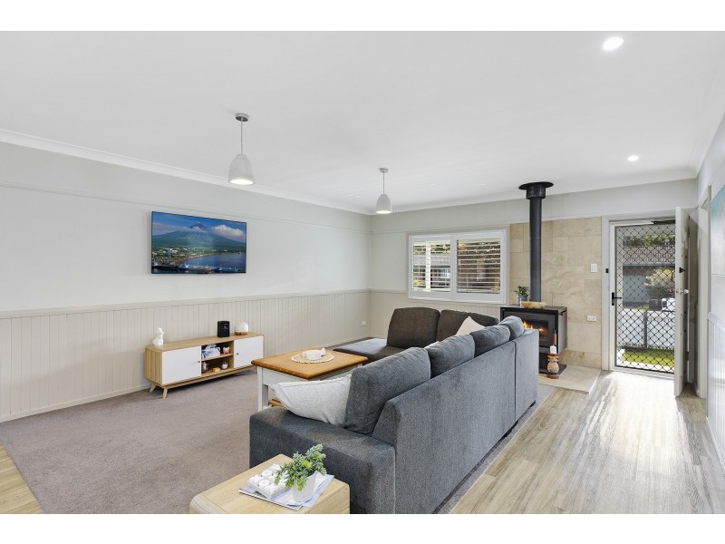 2 Ansell Close, Chittaway Point NSW 2261