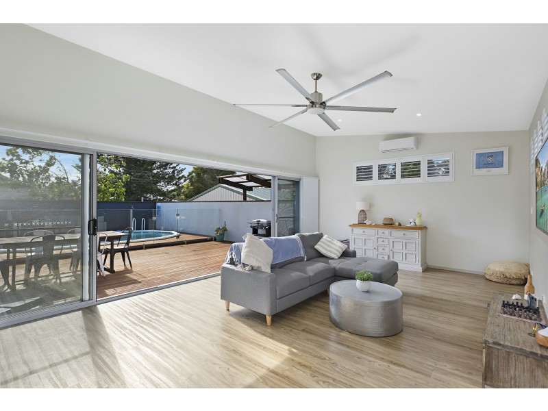 2 Ansell Close, Chittaway Point NSW 2261