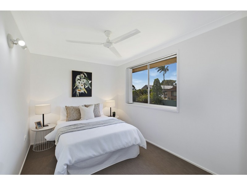 15 Pendant Pde, Killarney Vale NSW 2261