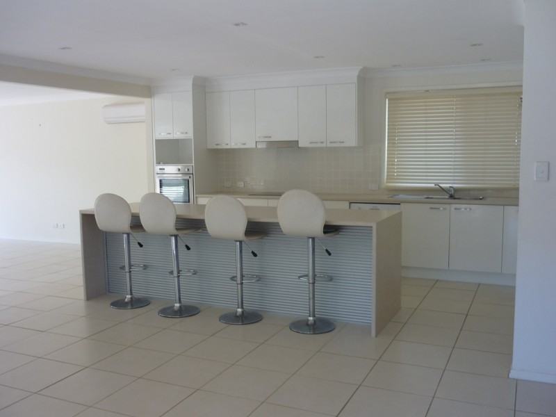 33 Yimbala Street, Killarney Vale NSW 2261