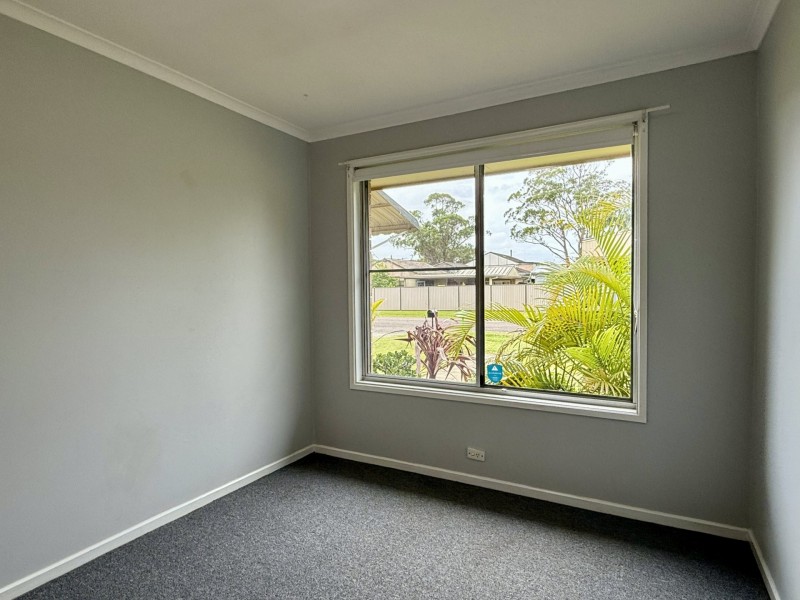 6 Echidna Street, Berkeley Vale NSW 2261