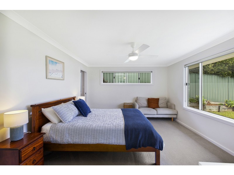 4 Sarah Close, Killarney Vale NSW 2261