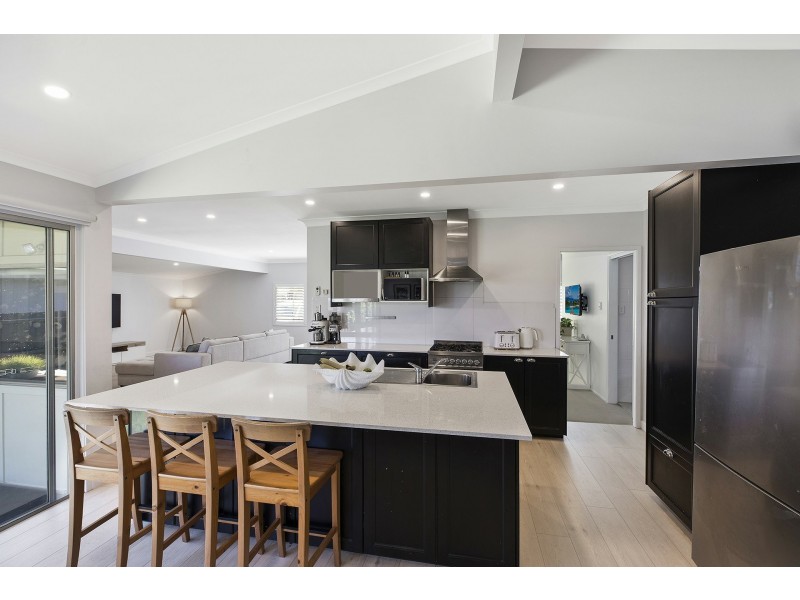 46 Bass Avenue, Killarney Vale NSW 2261