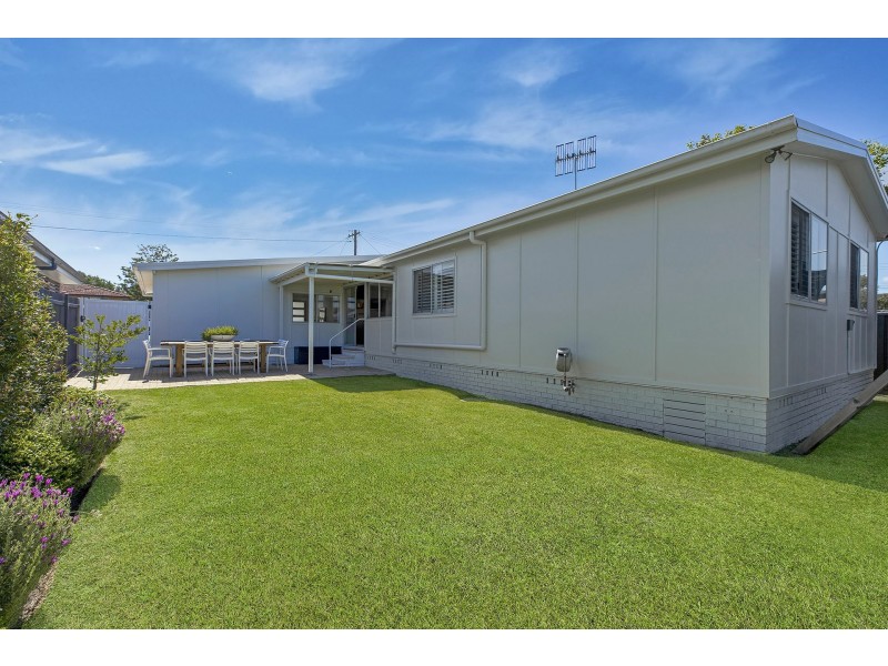 46 Bass Avenue, Killarney Vale NSW 2261