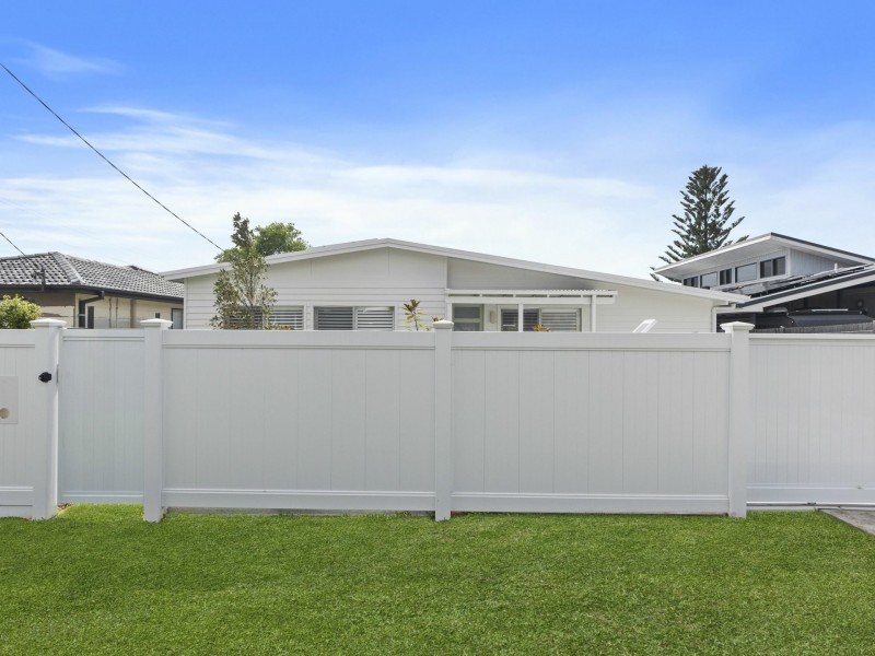 46 Bass Avenue, Killarney Vale NSW 2261