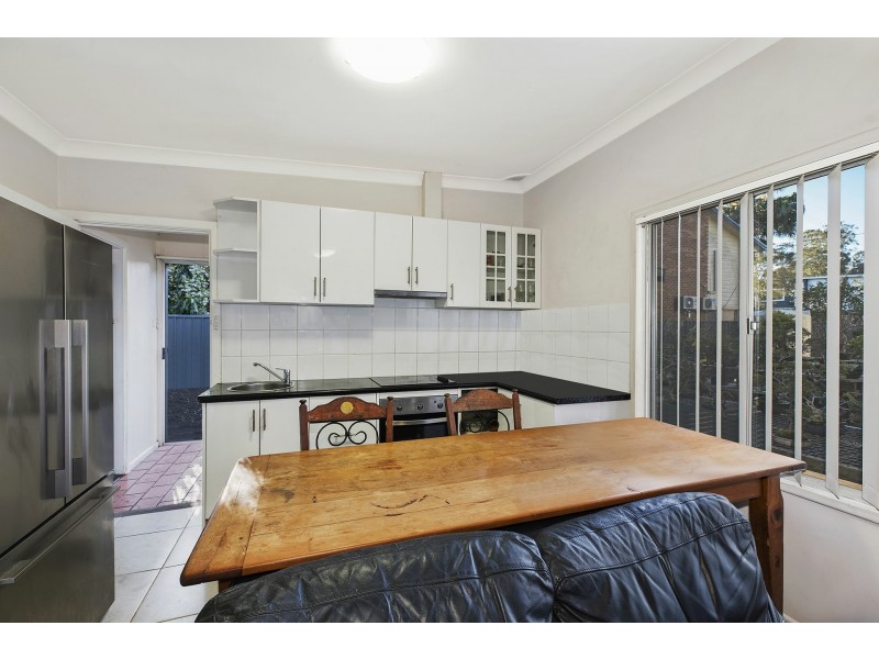 8 The Peninsula, Killarney Vale NSW 2261
