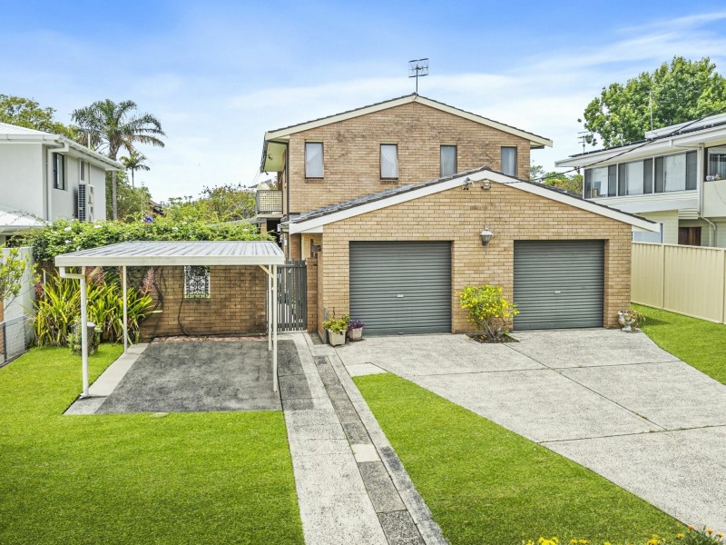 4 George Hely Crescent, Killarney Vale NSW 2261
