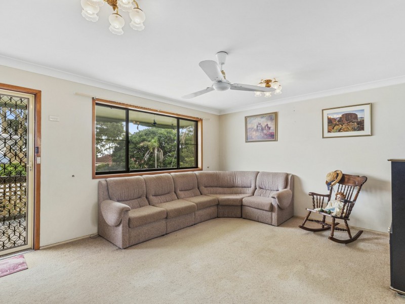 4 George Hely Crescent, Killarney Vale NSW 2261