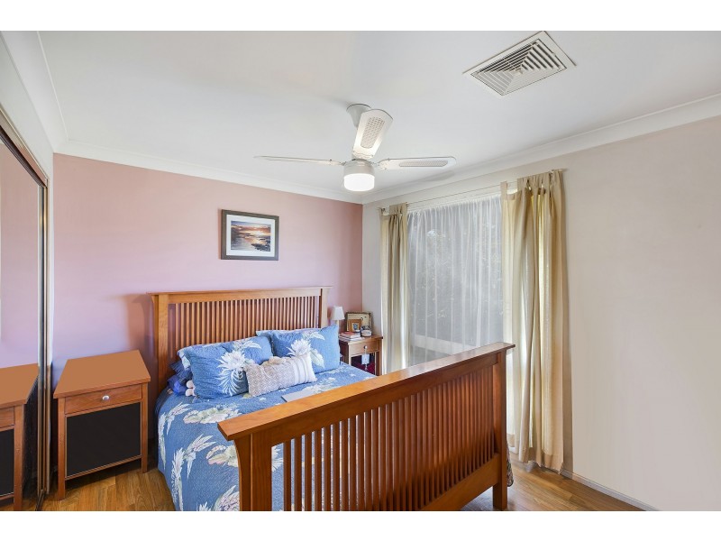 32 Audie Pde, Berkeley Vale NSW 2261
