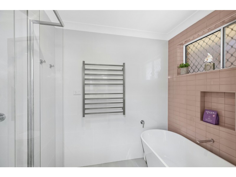 34 Belford Avenue, Bateau Bay NSW 2261