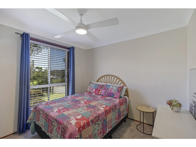 34 Belford Avenue, Bateau Bay NSW 2261