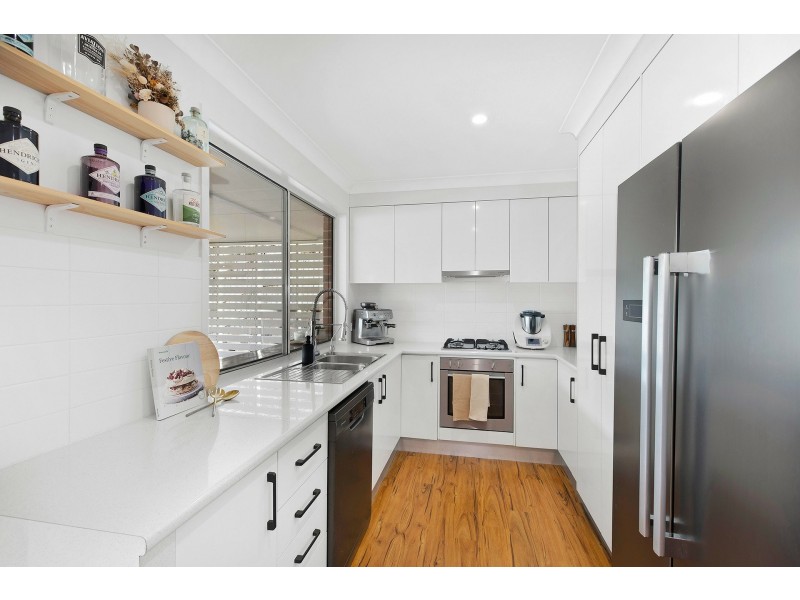 2 Jacaranda Avenue, Glenning Valley NSW 2261