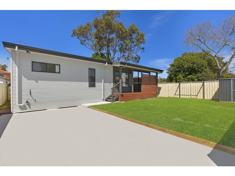 12a Jean Avenue, Berkeley Vale NSW 2261