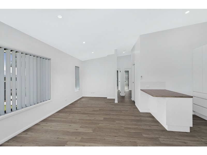 12a Jean Avenue, Berkeley Vale NSW 2261