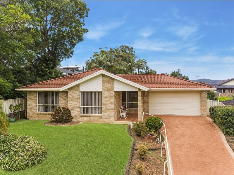 4 Tesoriero Tce, Tumbi Umbi NSW 2261