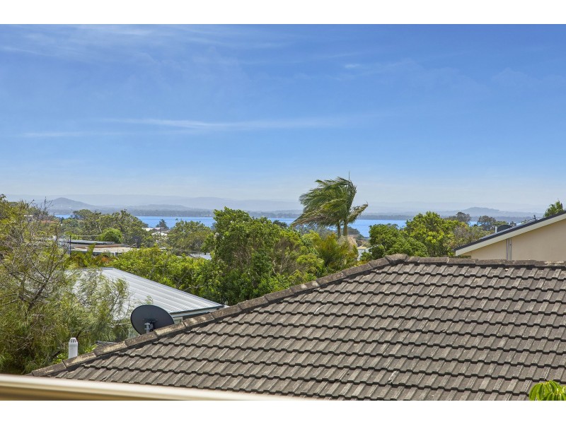 9 Torres Street, Killarney Vale NSW 2261