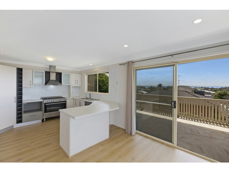 9 Torres Street, Killarney Vale NSW 2261