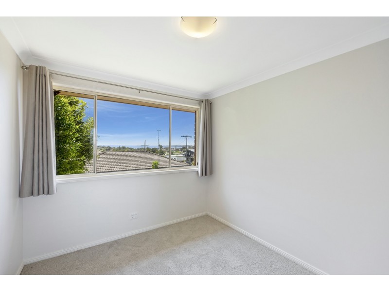 9 Torres Street, Killarney Vale NSW 2261
