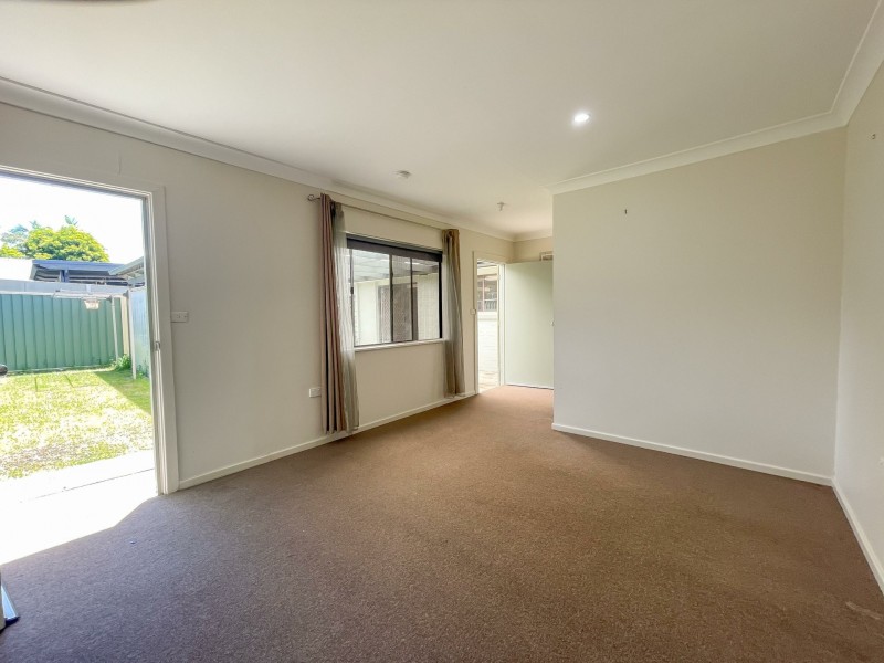 75 Brooke Avenue, Killarney Vale NSW 2261