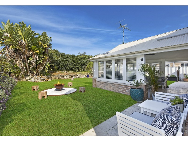 16 Terilbah Place, The Entrance North NSW 2261