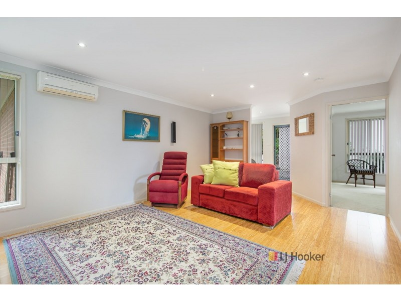 30a Poplars Avenue, Bateau Bay NSW 2261