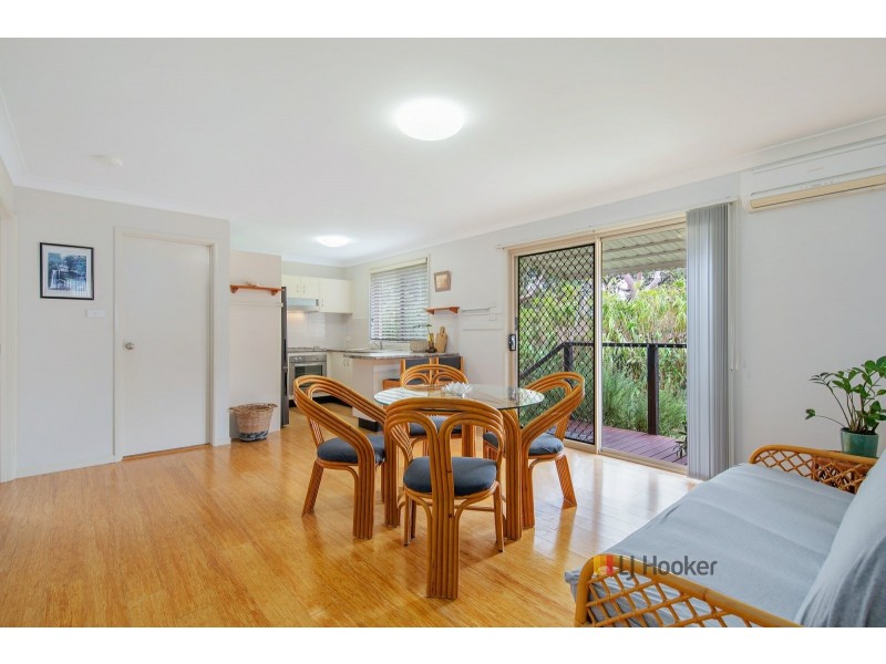 30a Poplars Avenue, Bateau Bay NSW 2261