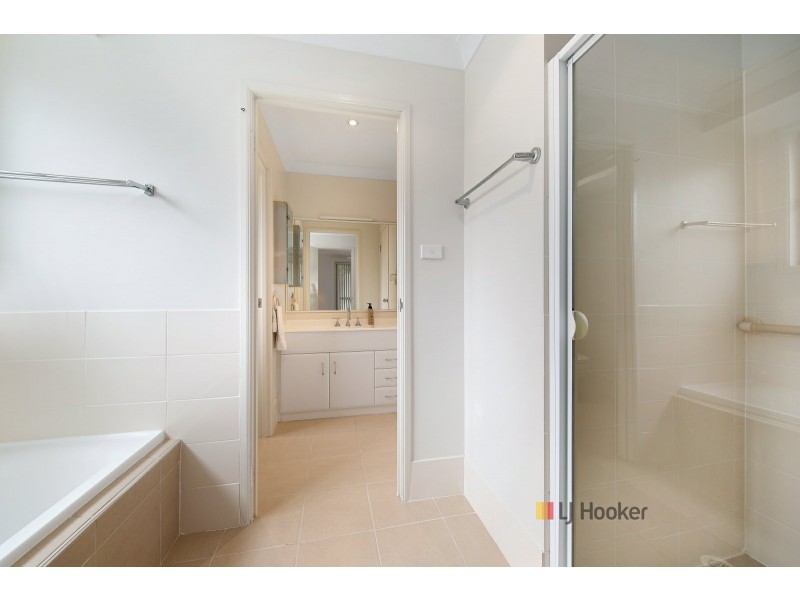 30a Poplars Avenue, Bateau Bay NSW 2261