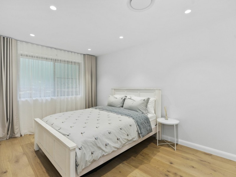 21 Pendant Parade, Killarney Vale NSW 2261