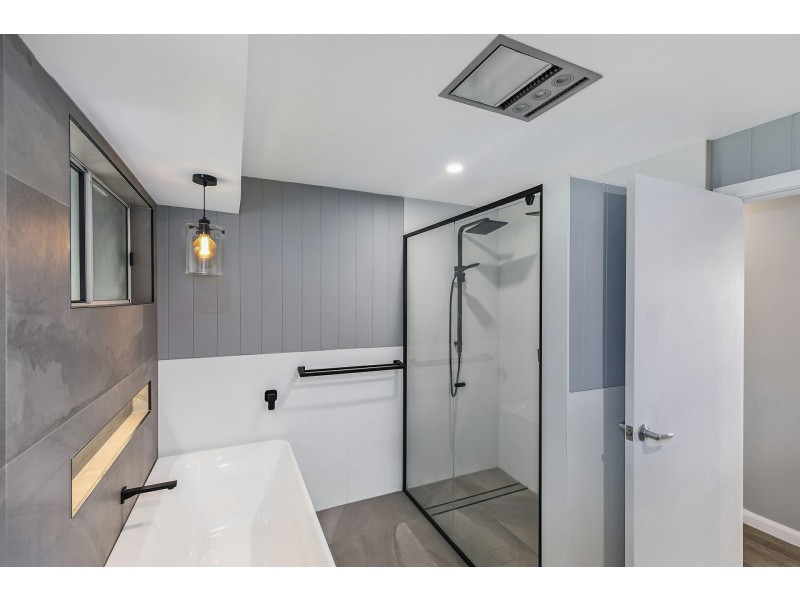 5 Ventura Avenue, Bateau Bay NSW 2261