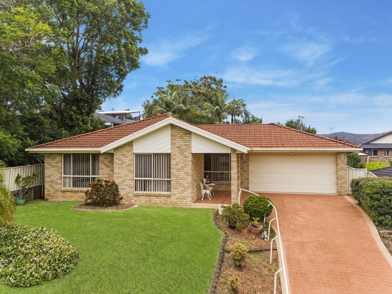 4 Tesoriero Tce, Tumbi Umbi NSW 2261