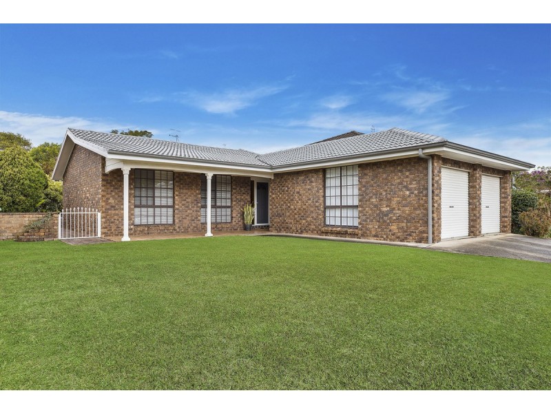 30 Hinemoa Avenue, Killarney Vale NSW 2261